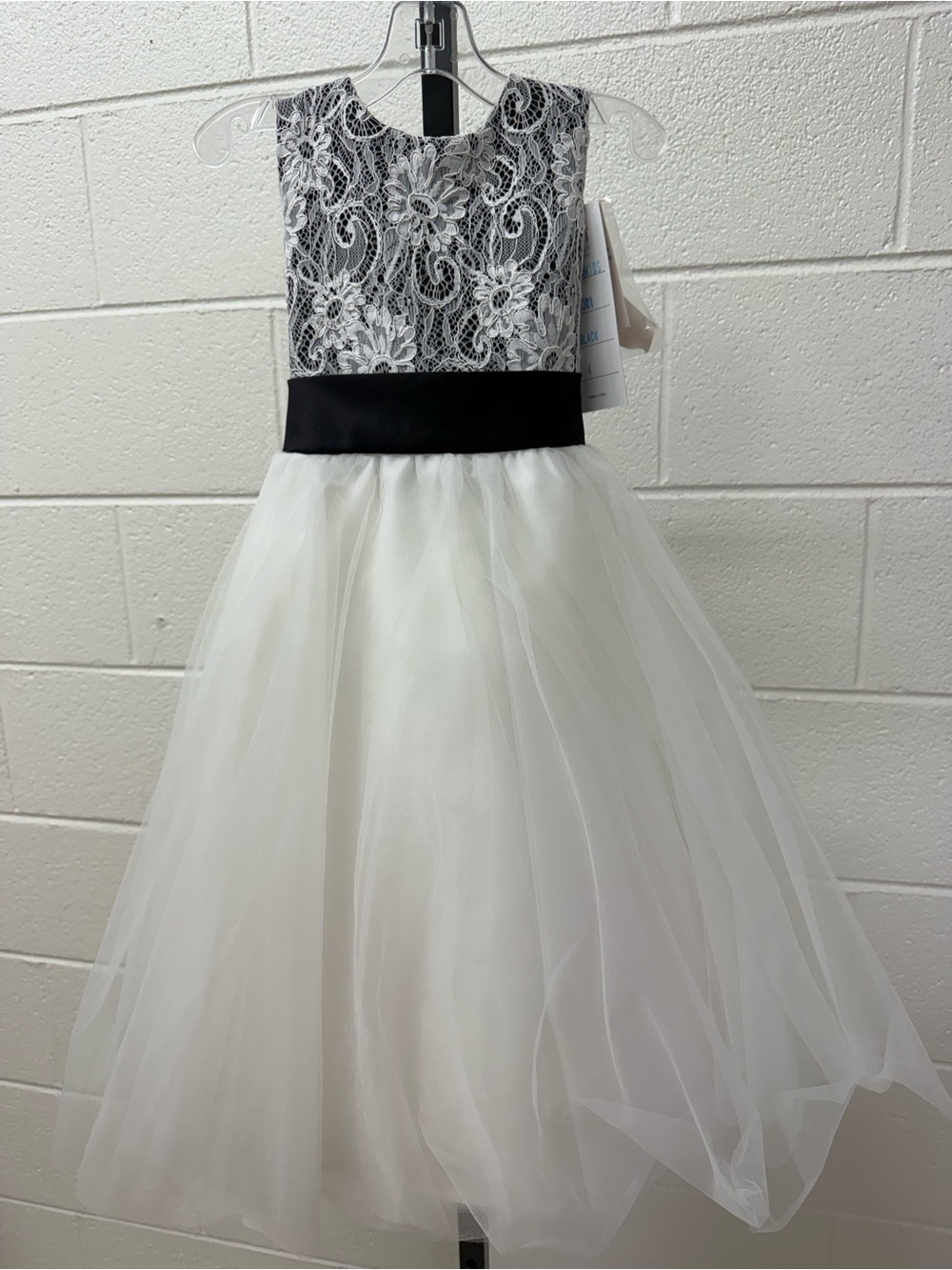 Flowergirl Dress
New with Tags